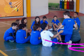 Educar é mais do que ensinar, é despertar curiosidade e propósito